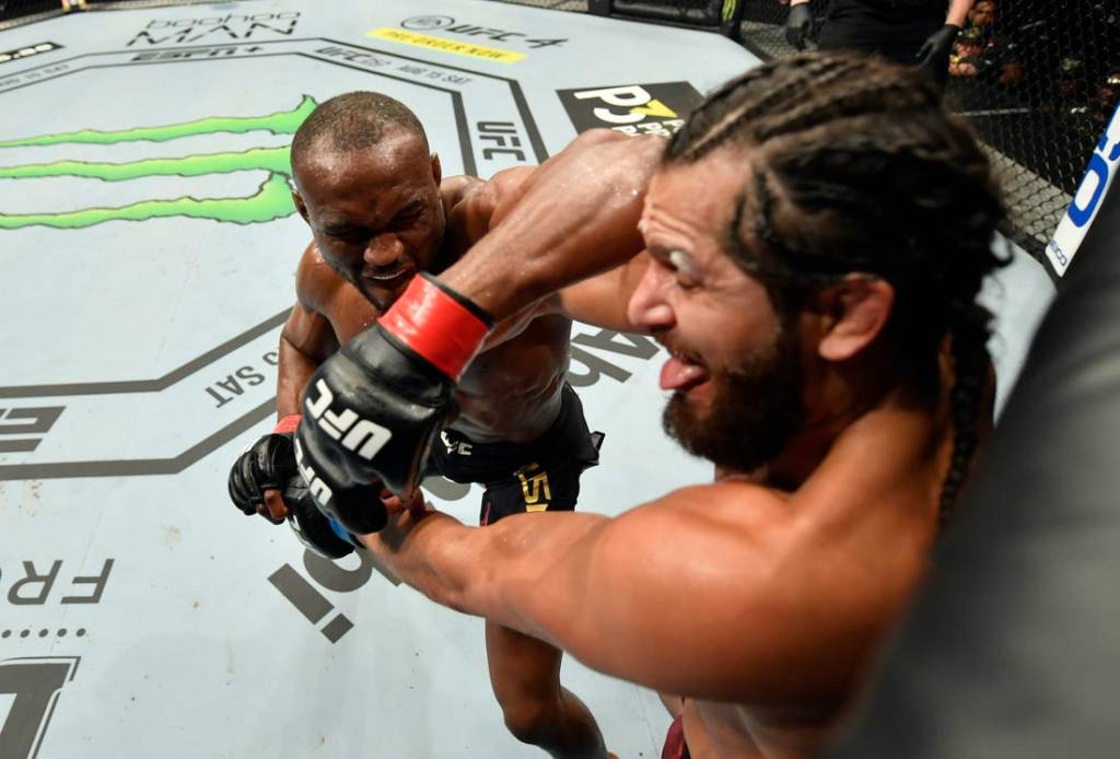 MMA: UFC 261 se celebrará con público